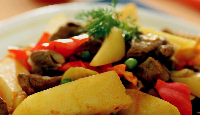 Fırında Etli Patates Yemeği Tarifi