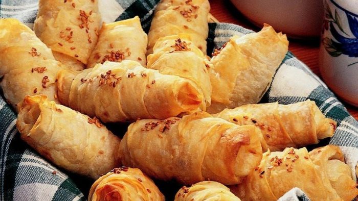 Yoğurtlu Börek Tarifi