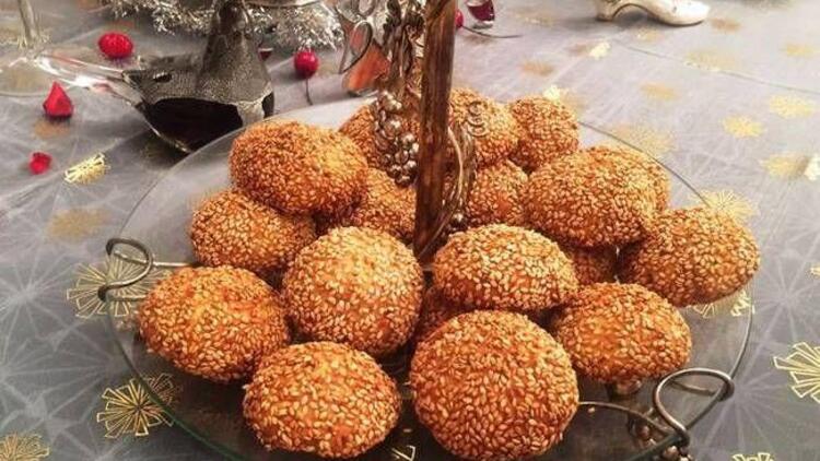 Susamlı Kurabiye Tarifi